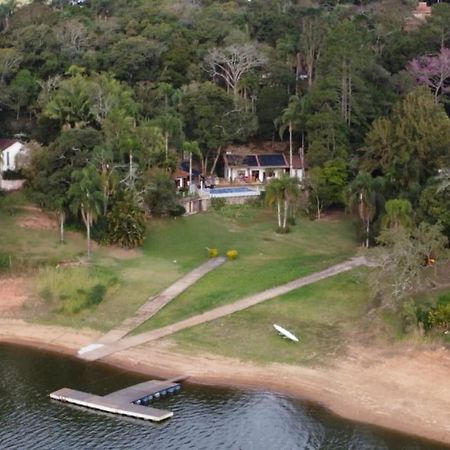 Chacara Em Condominio A Beira Da Represa Para Locacao Familiar Ibiuna Exterior photo